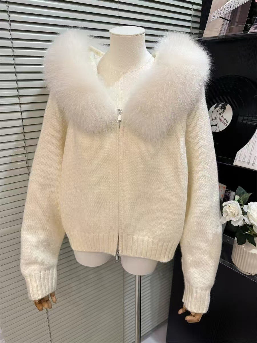 Cardigan haut de gamme pour femme à capuche, tricoté avec col en fourrure.